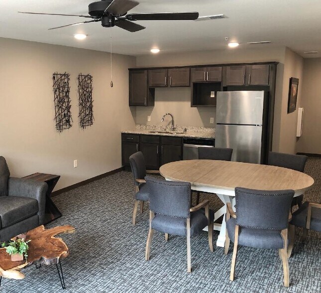 Building Photo - The Crossings at Willems Way