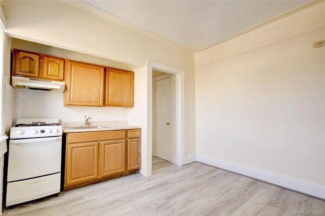 Building Photo - 51 Georgia Ave