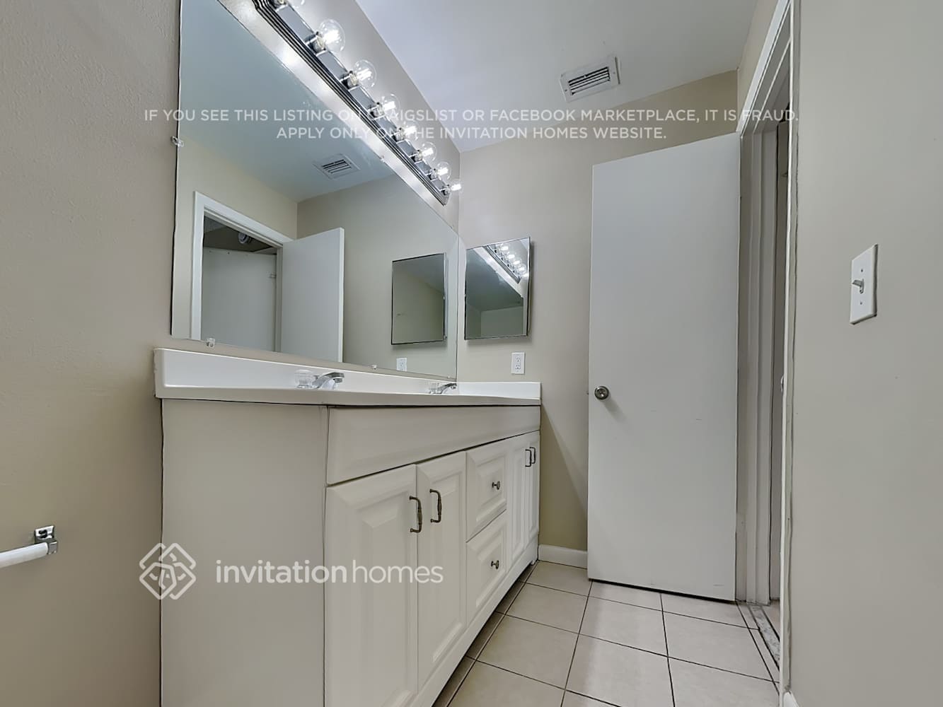 Building Photo - 11221 SW 117th Ct