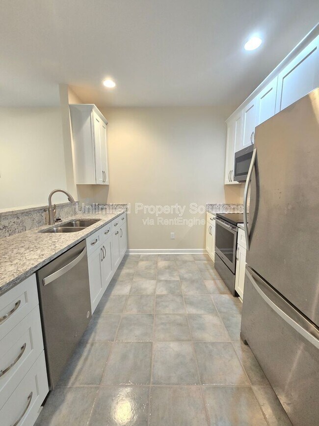 Building Photo - 5813 Wrightsville Ave