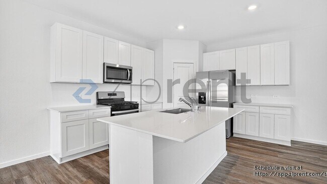 Building Photo - 3076 Dylan Skyland Dr