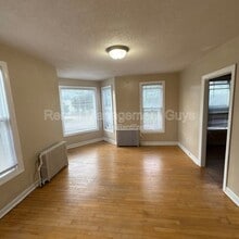 Building Photo - 1801 N Thomas Ave