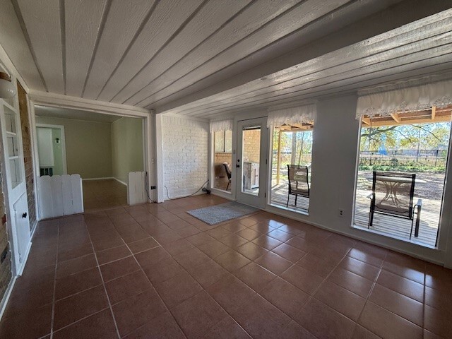 Building Photo - 3411 Hickory Hollow Rd