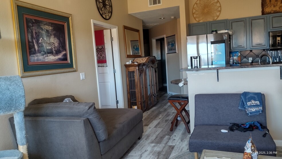 Flow - 15475 Andrews Dr