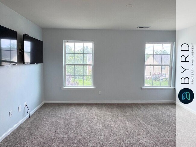 Building Photo - 7025 Heartleaf Ln