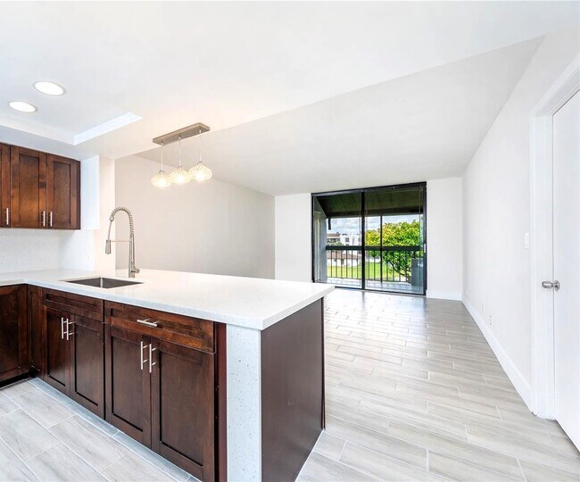 Building Photo - 12219 SW 14th Ln