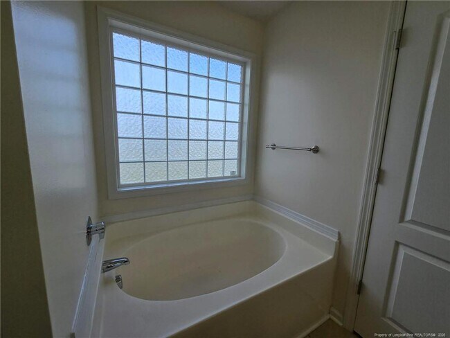 Building Photo - 1407 Oxnop Ct