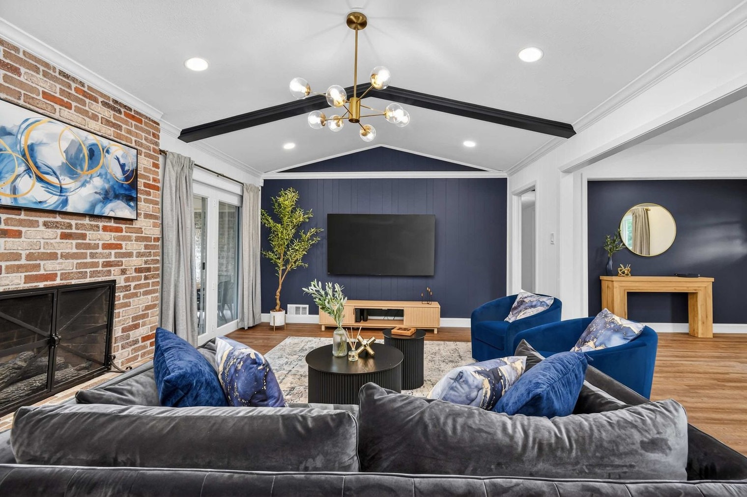 Building Photo - 7651 La Bolsa Dr