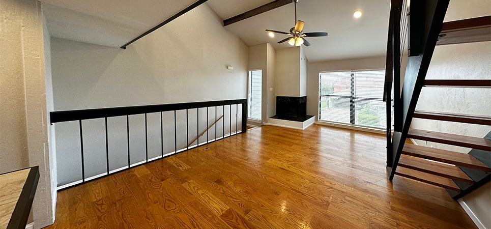 living room - 6724 Eastridge Dr