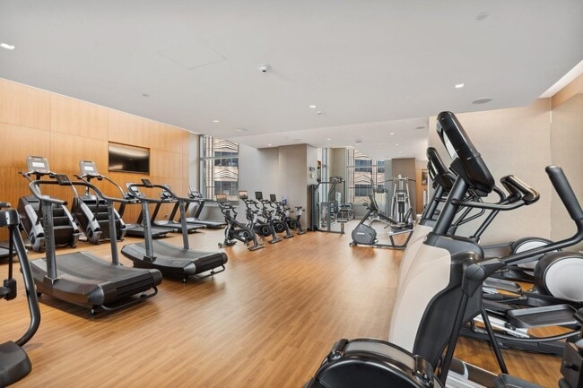 Building Photo - 99 Hudson St