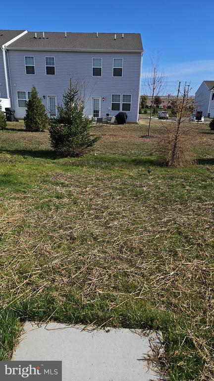 Building Photo - 18 Elliot Ln