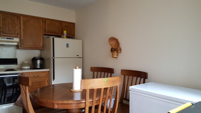 Building Photo - Highland Village - 3 bedroom 2 bath Home!