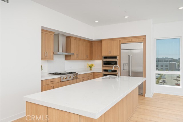Building Photo - 1601 Rivington