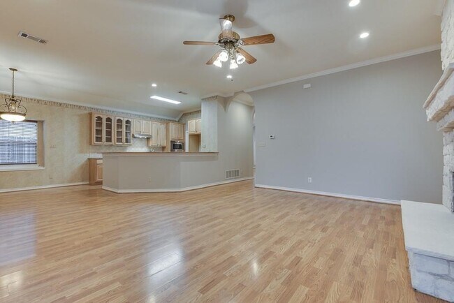 Building Photo - Location....Location....Location....