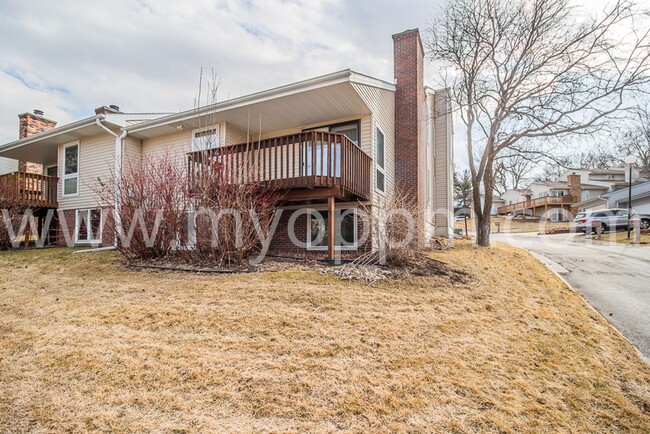 Building Photo - Stunning 4 Bed 3.5 Bath Home | N. 132nd & ...