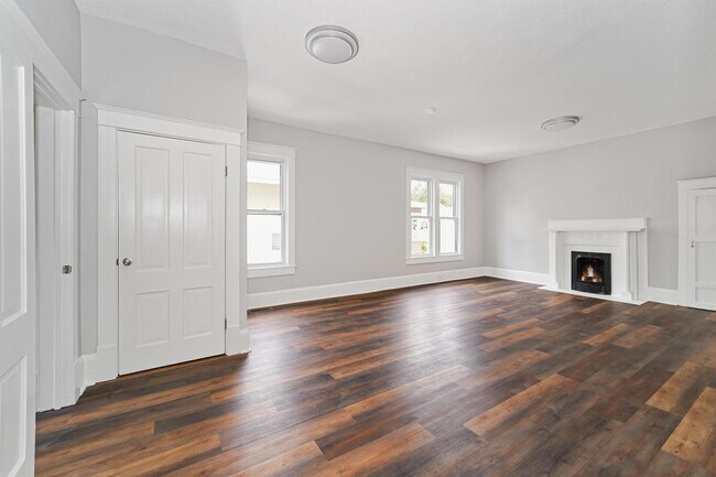 Building Photo - 1130 Georgia Ave