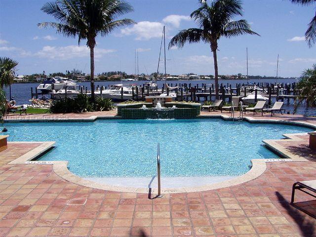 Building Photo - 160 Yacht Club Way