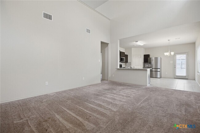 Building Photo - 131 Lake Gln