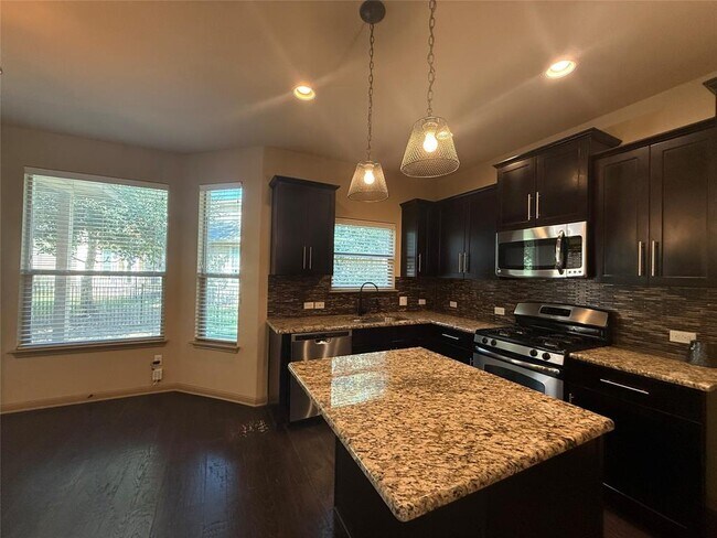 Building Photo - 12504 Piper Ct