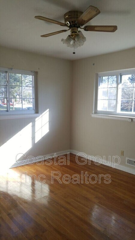 Building Photo - 3612 Terry Dr