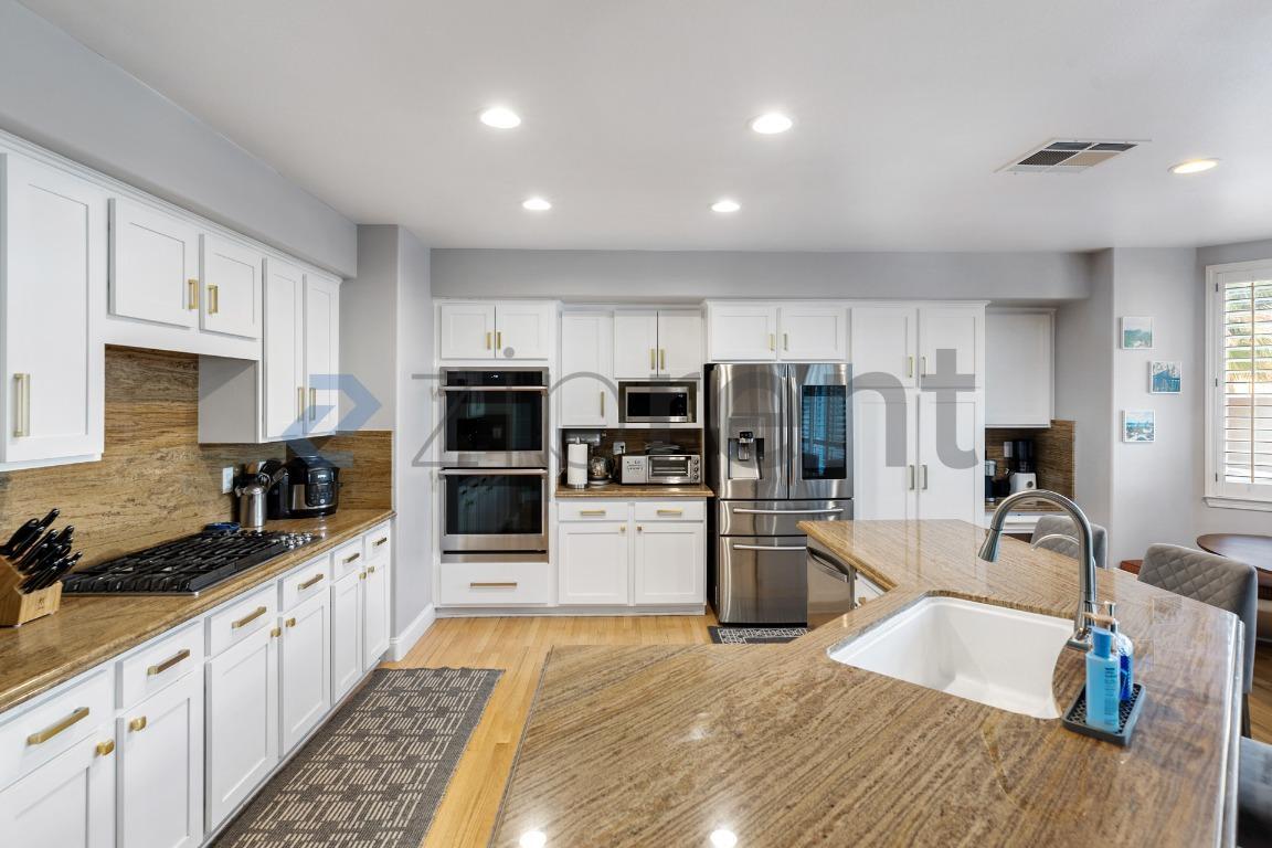 Building Photo - 9420 Greenham Cir