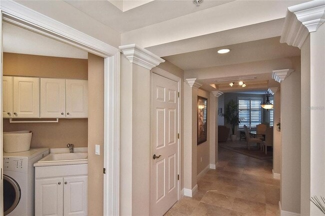 Building Photo - 3313 Sunset Key Cir