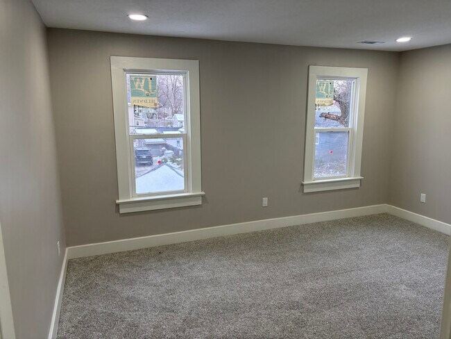 Building Photo - 2136 Miner St