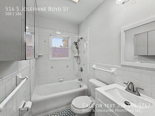 Building Photo - 514 S Josephine Boyd St