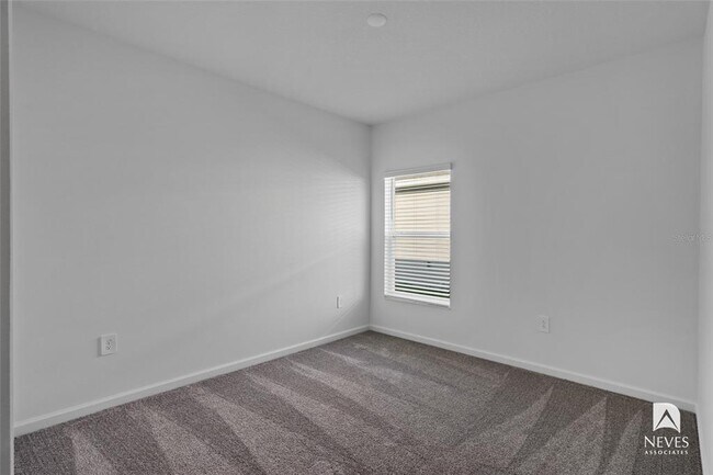 Building Photo - 1502 Brentwood Dr