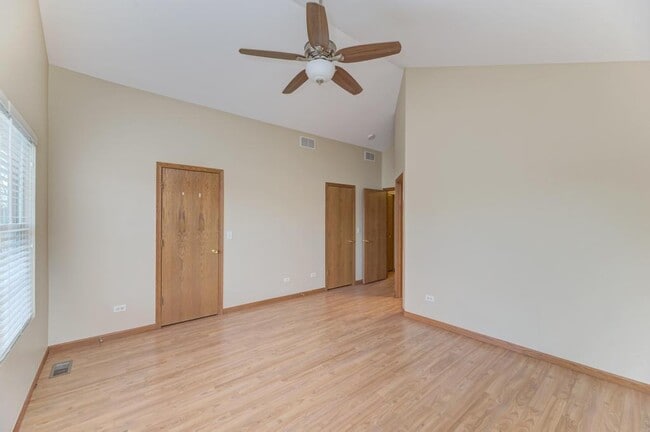 Building Photo - 5130 Freeport Ct