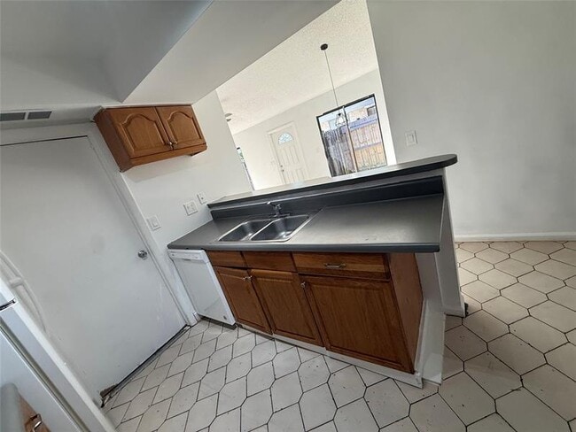 Building Photo - 7427 SW 13th St