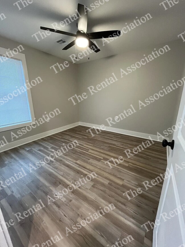 Building Photo - 2555 Arkansas Rd