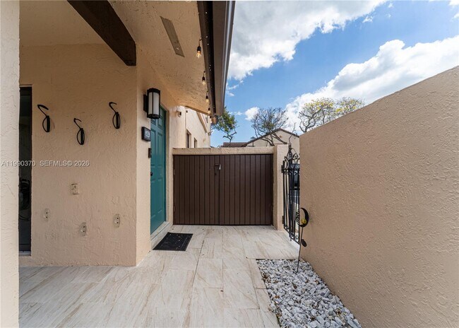 Building Photo - 11229 SW 132nd Ct W