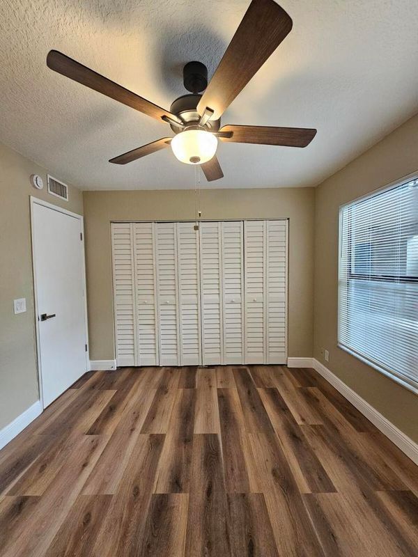 Building Photo - 1541 Windorah Way