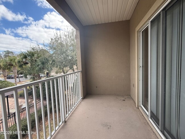 Building Photo - 9783 Summer Grove Way W