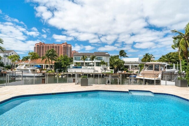 Building Photo - 6832 Sunrise Ct