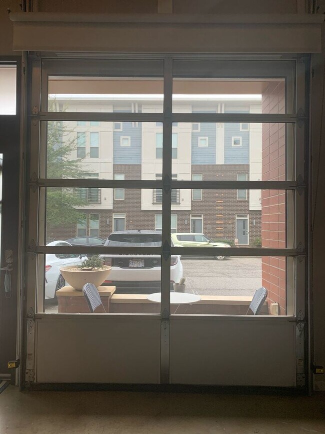 Building Photo - 3612 Artist's Way