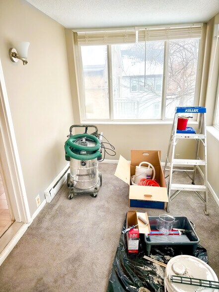 Bonus Room/Den (Renovations IP*) - 3517 1st Ave S