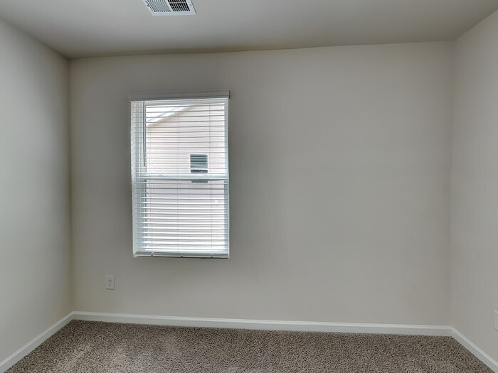 Building Photo - 737 Point Andrews Dr SW