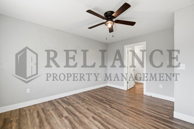 Building Photo - 4515 E 45th St N