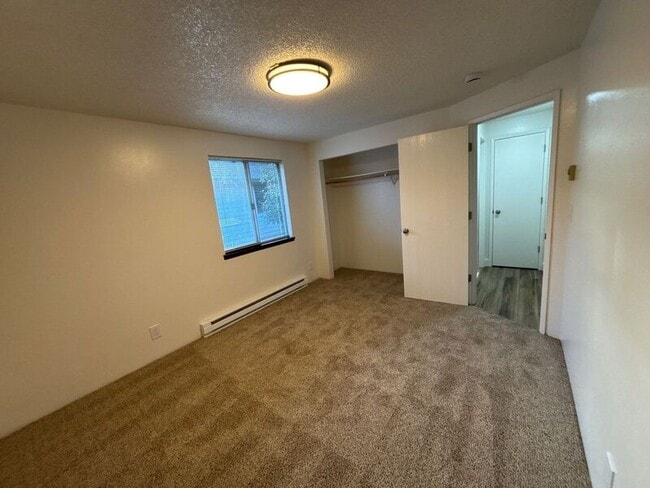 Building Photo - 4433 Campbell Dr SE