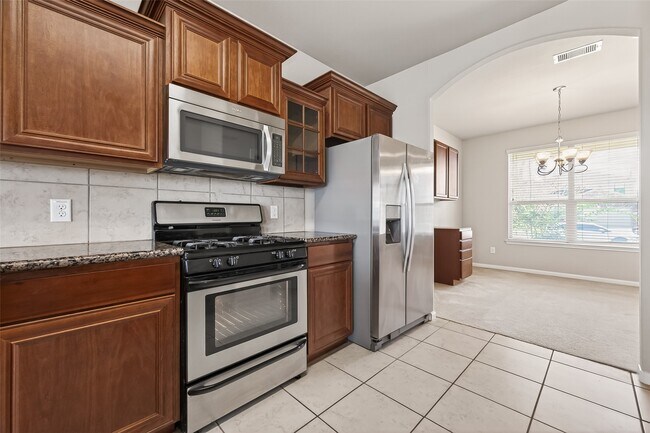 Building Photo - 19662 Little Pine Ln