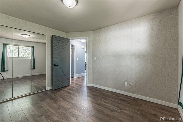 Building Photo - 3375 Montebello Dr W