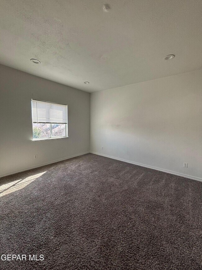 Building Photo - 12444 Sombra Grande Dr