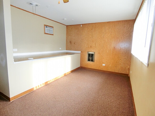 Building Photo - 517 Hingham Ln