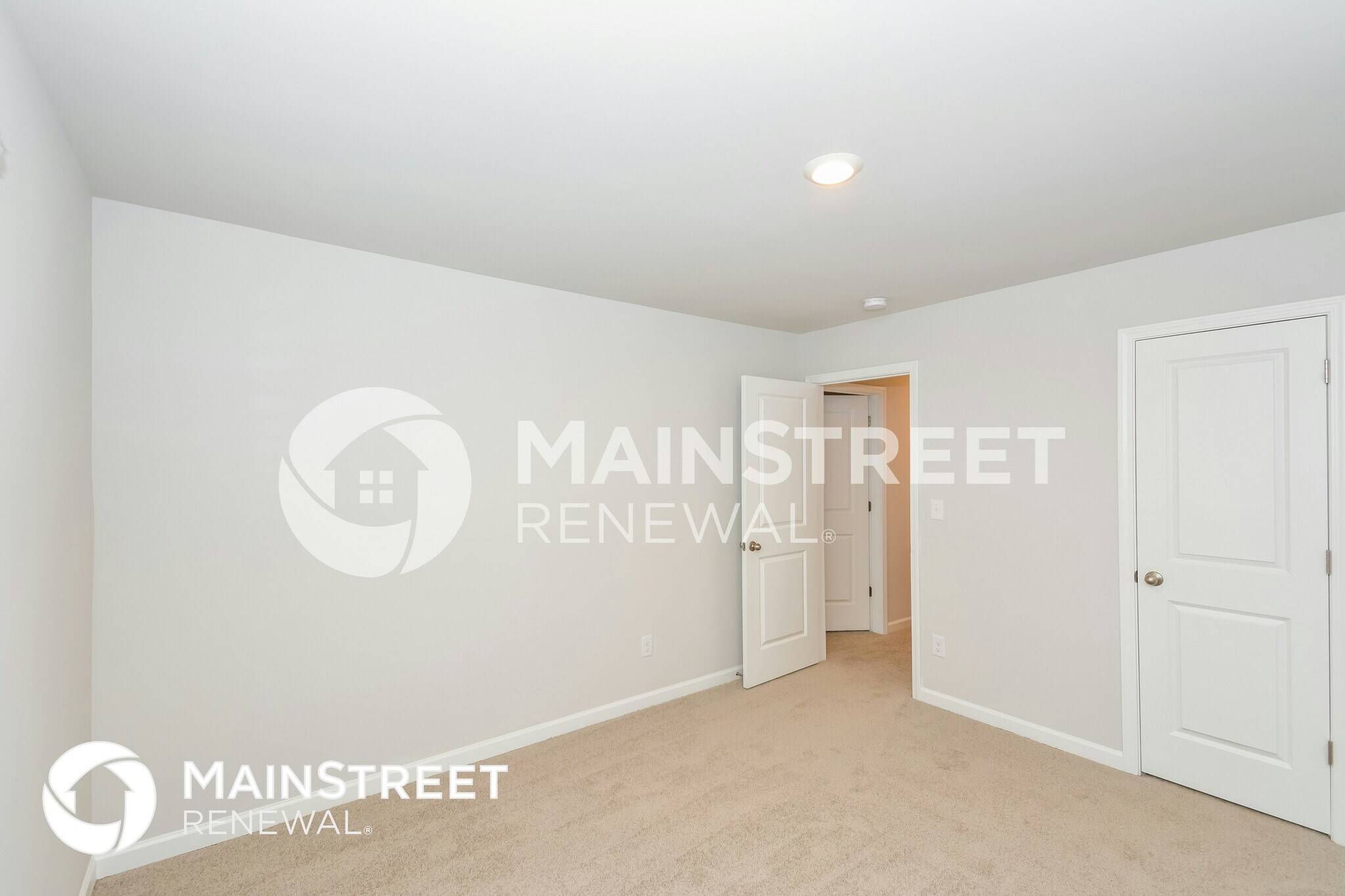 Building Photo - 2327 Curbow Dr