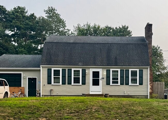 Primary Photo - 6 Squire Way