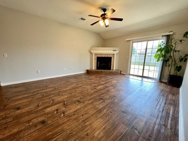 Building Photo - 4041 W Spring House Dr