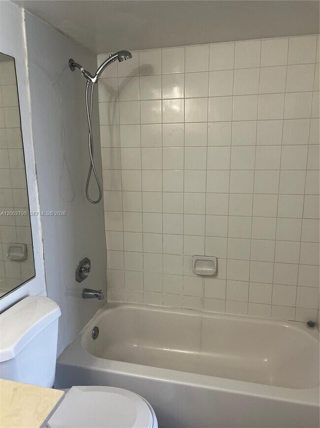 Building Photo - 7601 E Treasure Dr