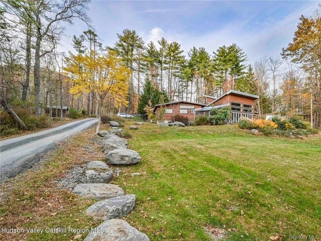 Building Photo - 36 Summers Ln